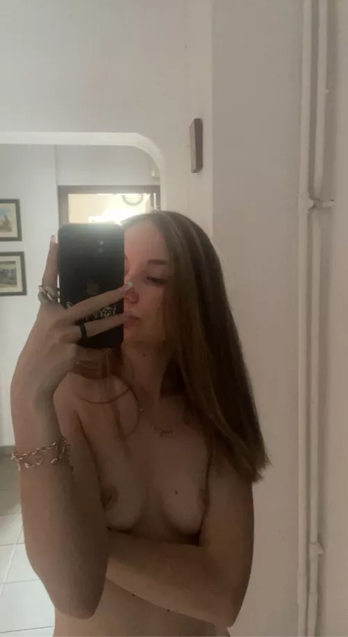 Come cuddle with me π₯΅