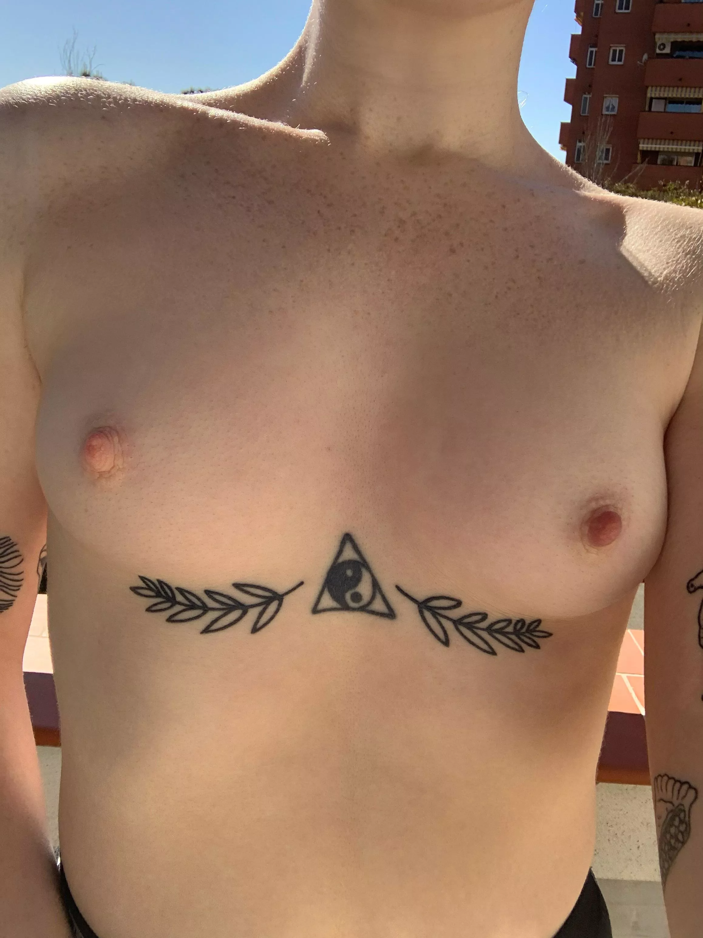 Come fuck me on the balcony Come fuck me on the balcony