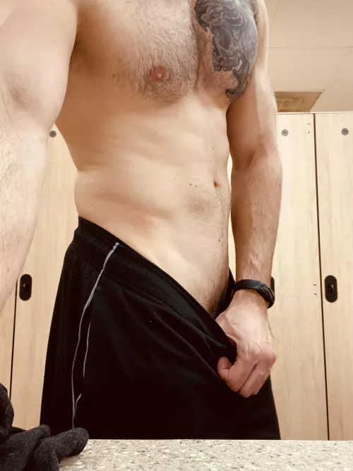 Come get in the sauna with me š