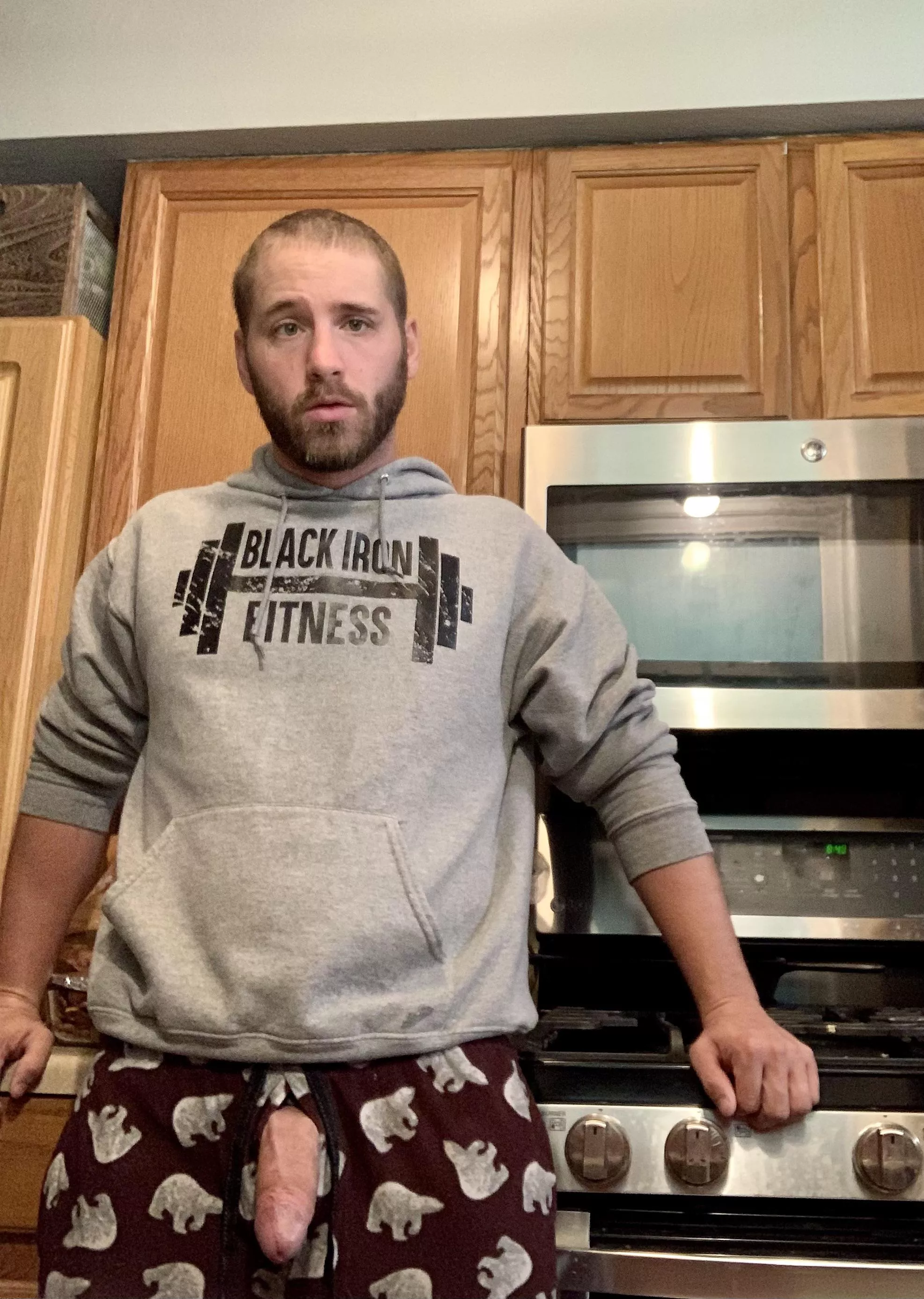 Come help me clean my kitchen? PM’s welcome Come help me clean my kitchen? PM’s welcome