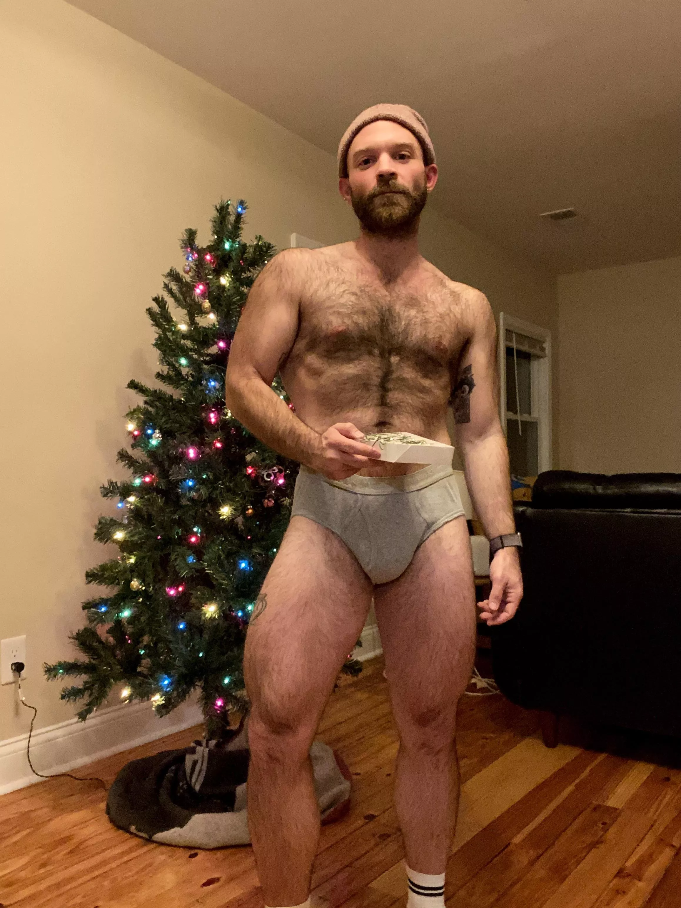 Come help me trim my tree? Come help me trim my tree?