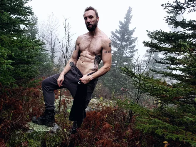 come hiking with me 😉