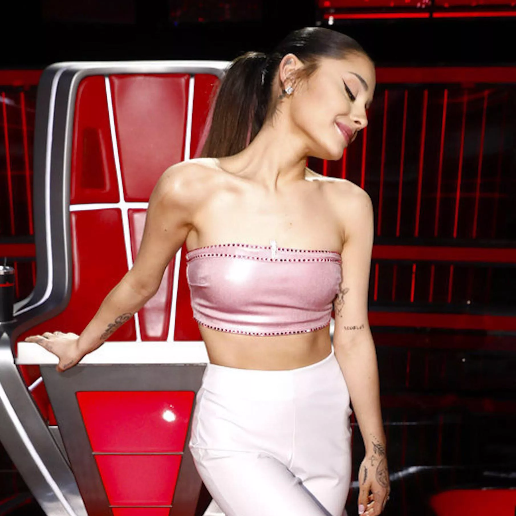 Come jerk with me to Ariana Grande and Nicki Minaj. I want to sub to an alpha for them. Come jerk with me to Ariana Grande and Nicki Minaj. I want to sub to an alpha for them.