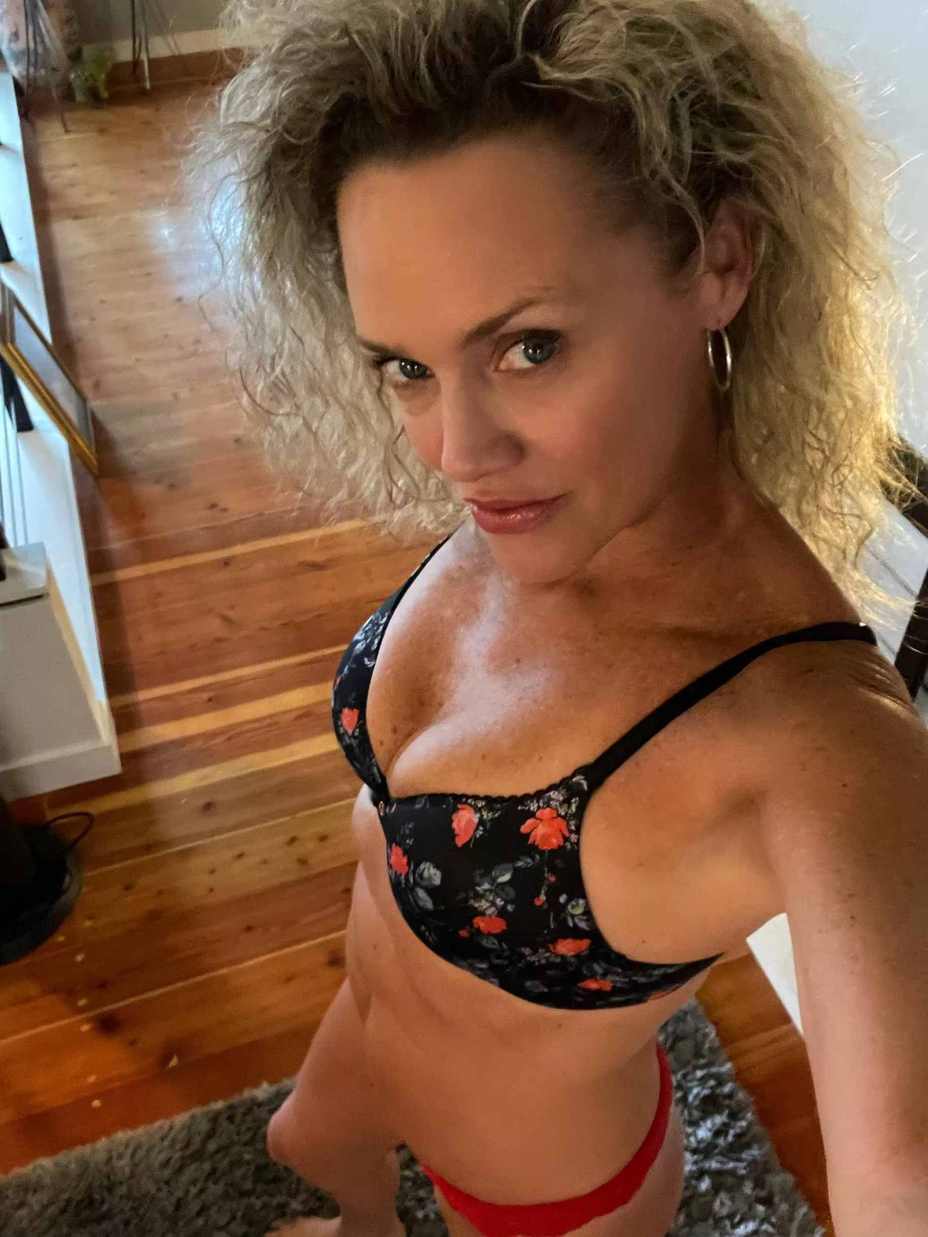 Come play with a Teacher Milf/Gilf on Sunday Funday [f]51