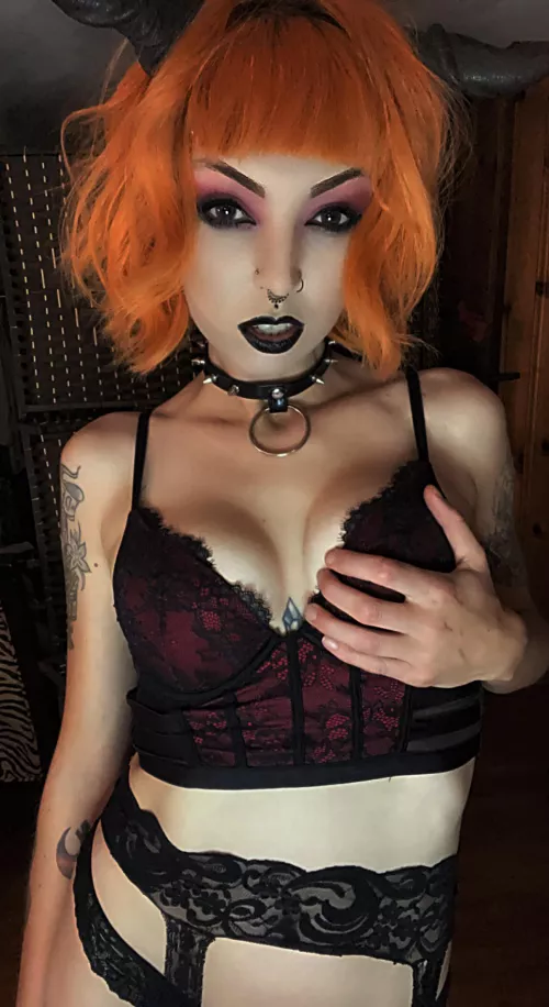 Come play with me 😈 Come play with me 😈