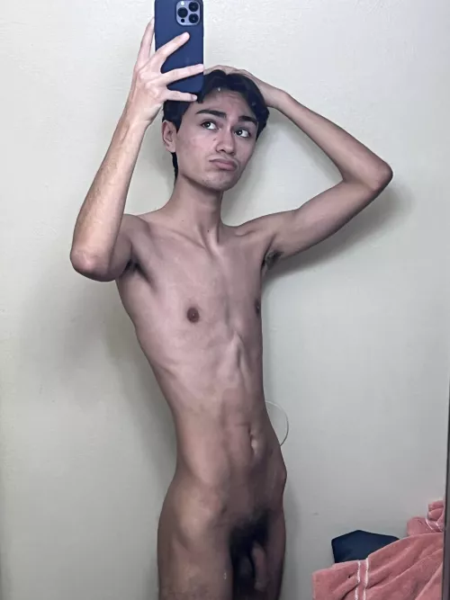 come play with me