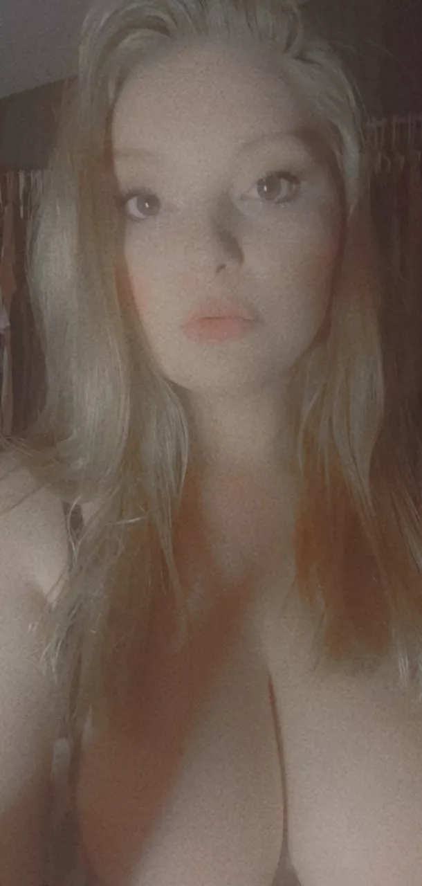 Come play with me ๐ฆ๐ฆ๐ Come play with me ๐ฆ๐ฆ๐