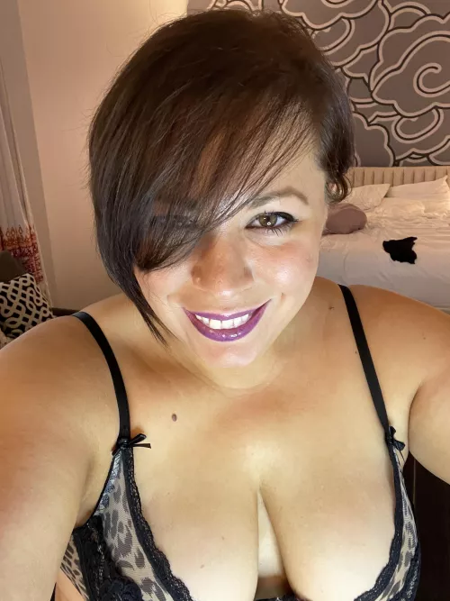 Come play with mommy you bad boys and girls 💋💋💋😘😘😈😈 Come play with mommy you bad boys and girls 💋💋💋😘😘😈😈