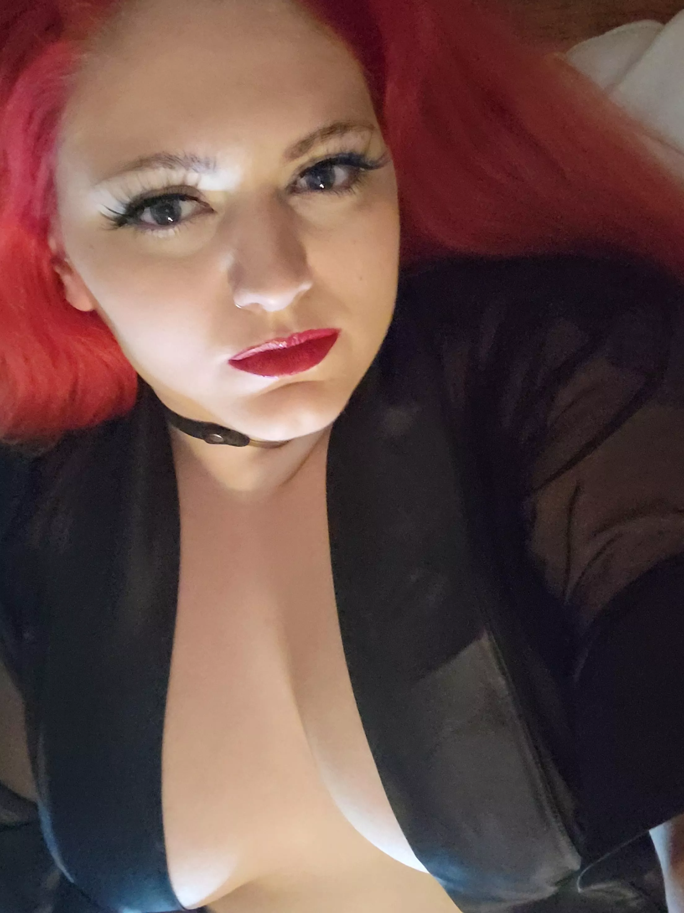 Come ruin my makeup maybe? ๐ Come ruin my makeup maybe? ๐