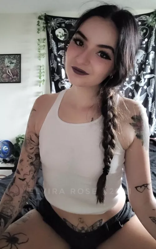 Come sit down babe π