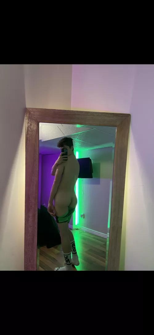 Come smack my ass