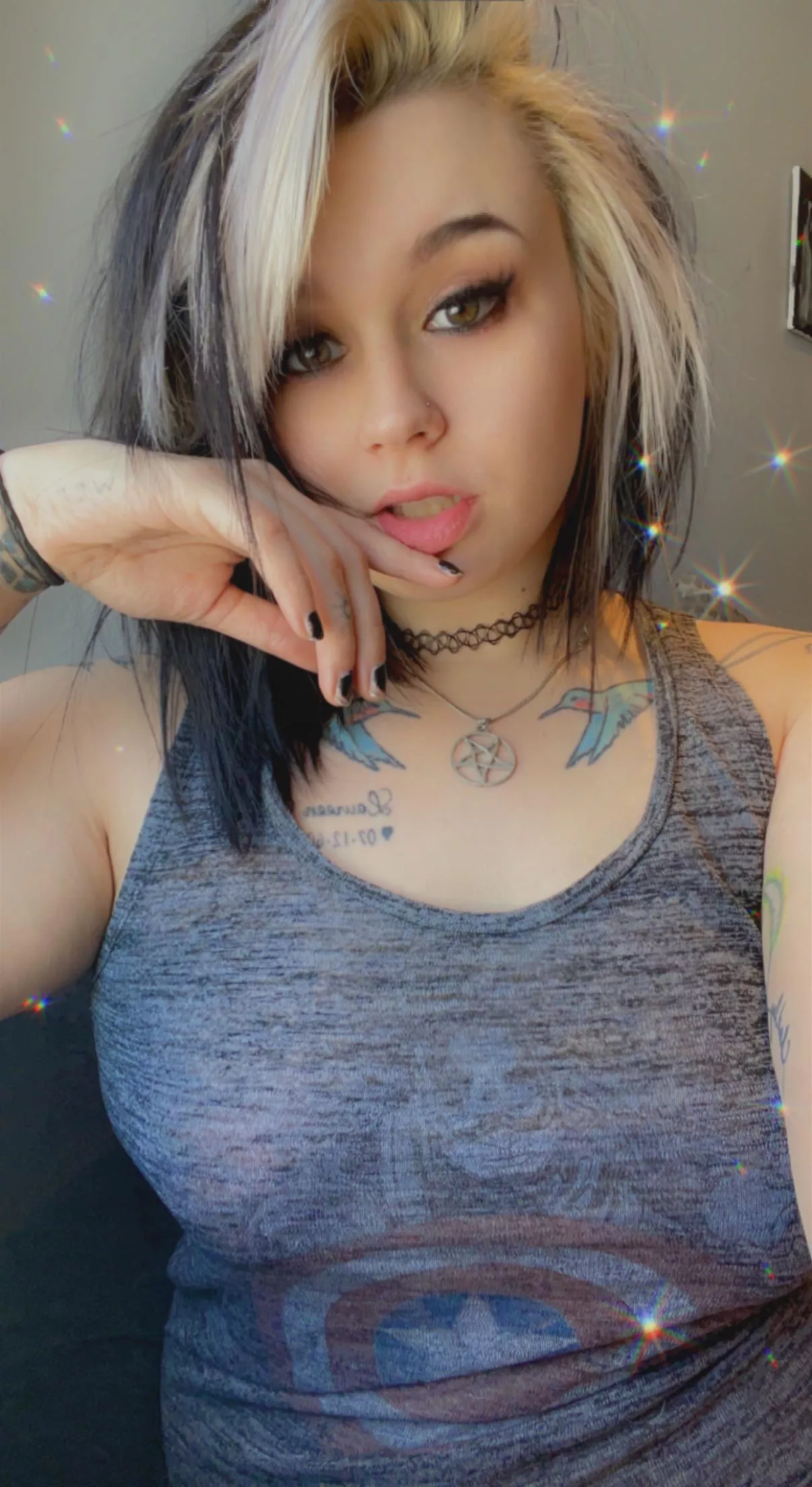 Come smoke with me 🖤💋