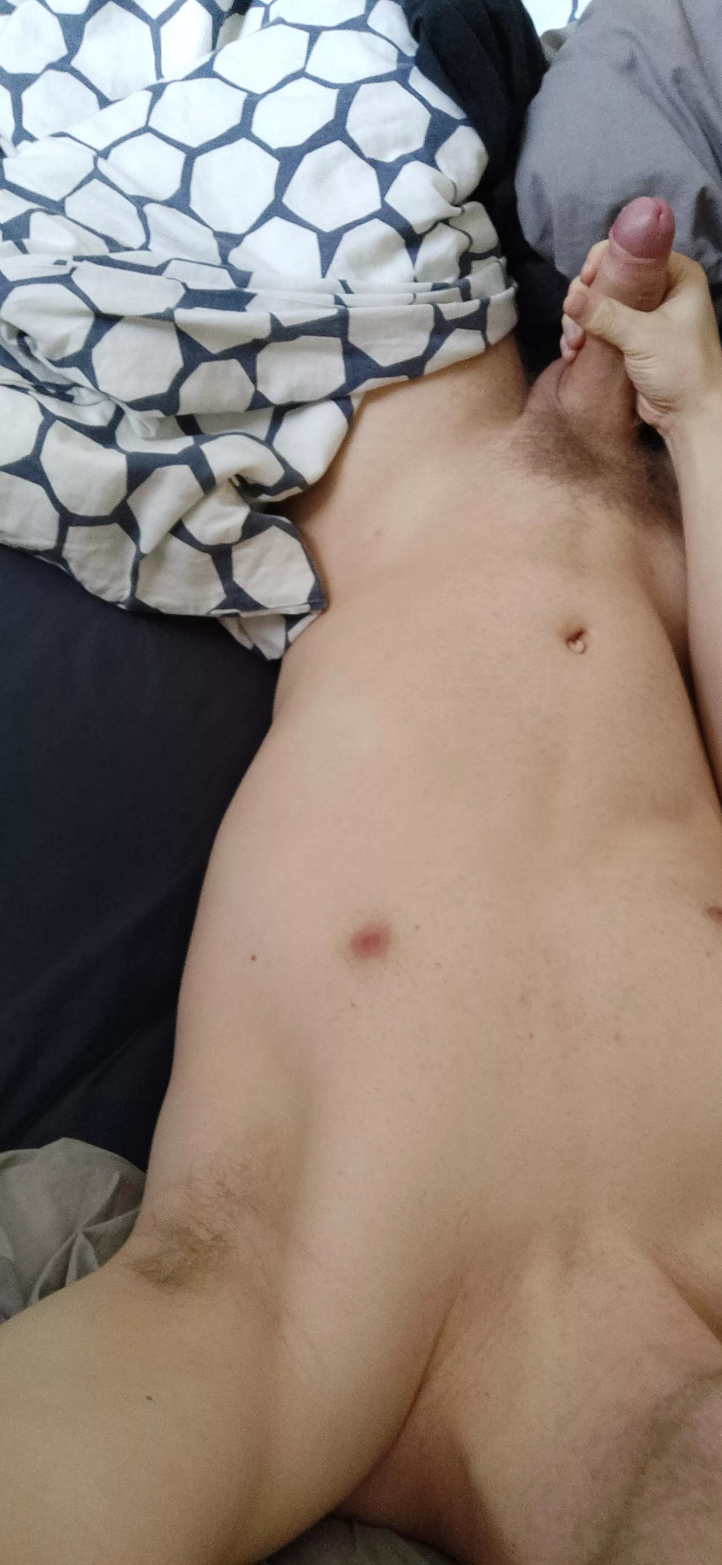 Come sniff my musky morning pits