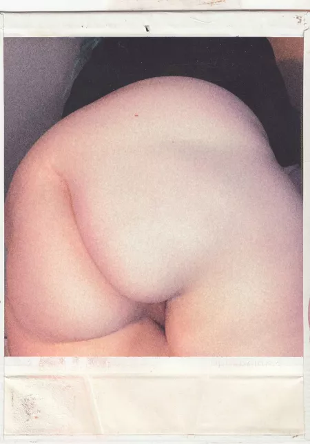Come spank me?๐๐ Come spank me?๐๐