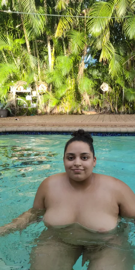 Come swim with me ๐