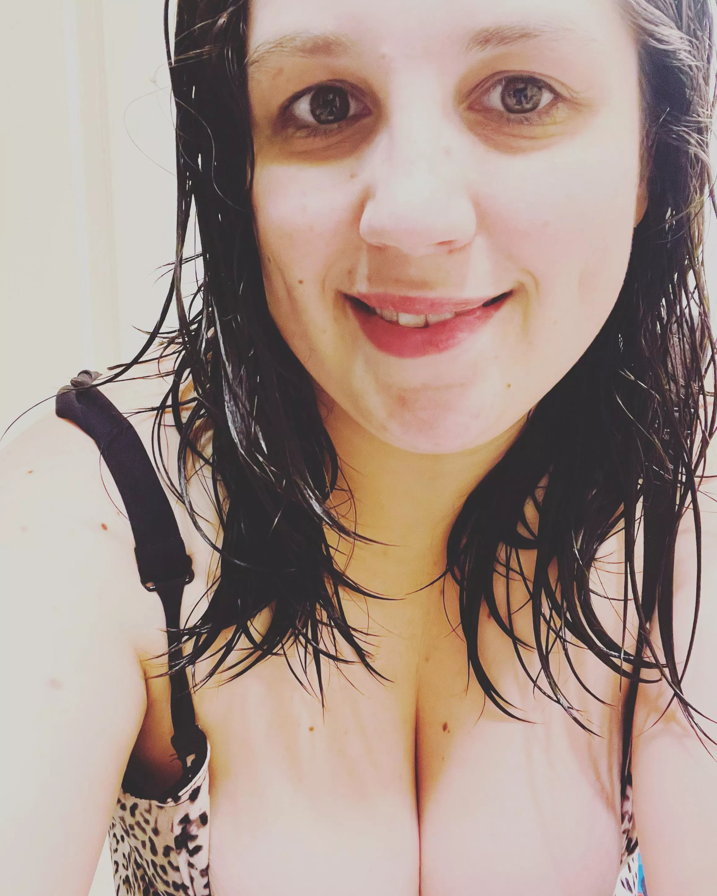 Come tell me how I can fill all your needs and fantasies! I promise to keep you cumming back for more!