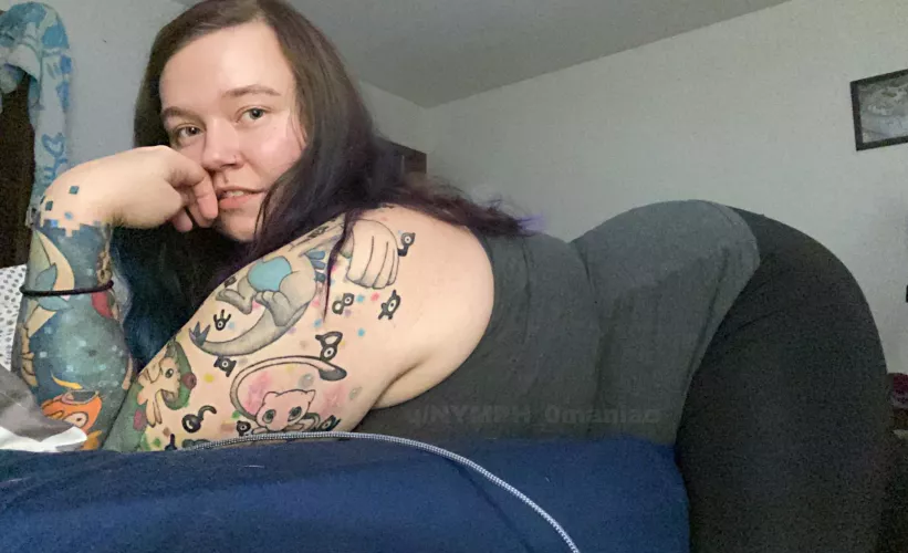 Come to bed, Iβm ready to cuddleβ¦ π Come to bed, Iβm ready to cuddleβ¦ π