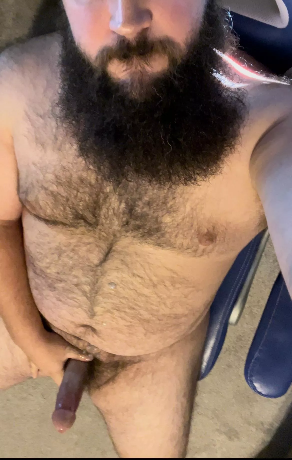 Cons of having a beard like this: cum Cons of having a beard like this: cum