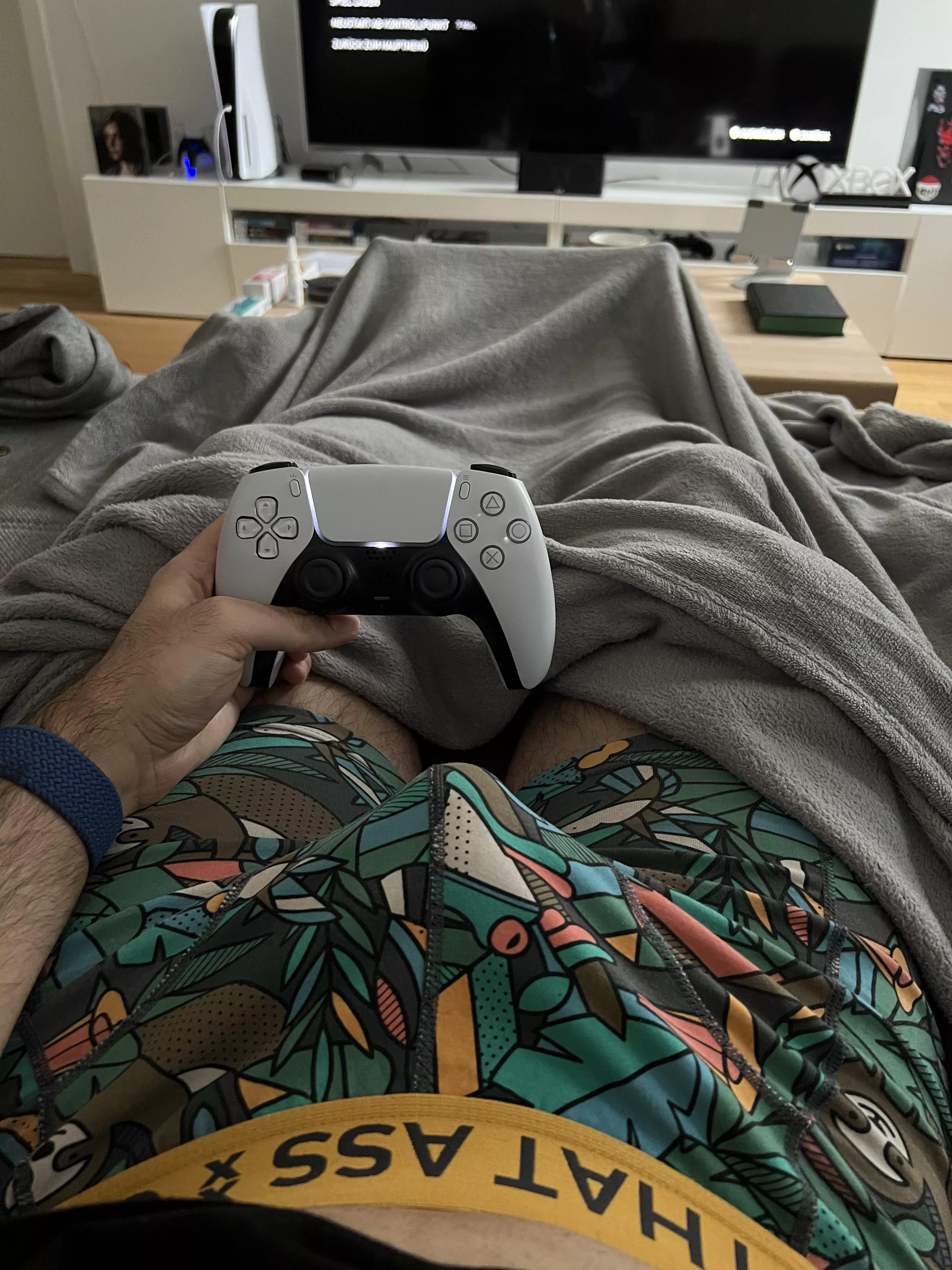 Corona is getting weaker and my dick stronger