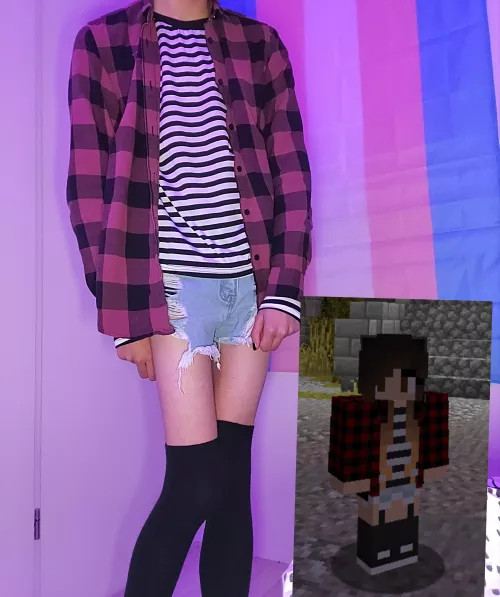 Cosplayed as my Minecraft skin, although I don't have long hair yet >.<