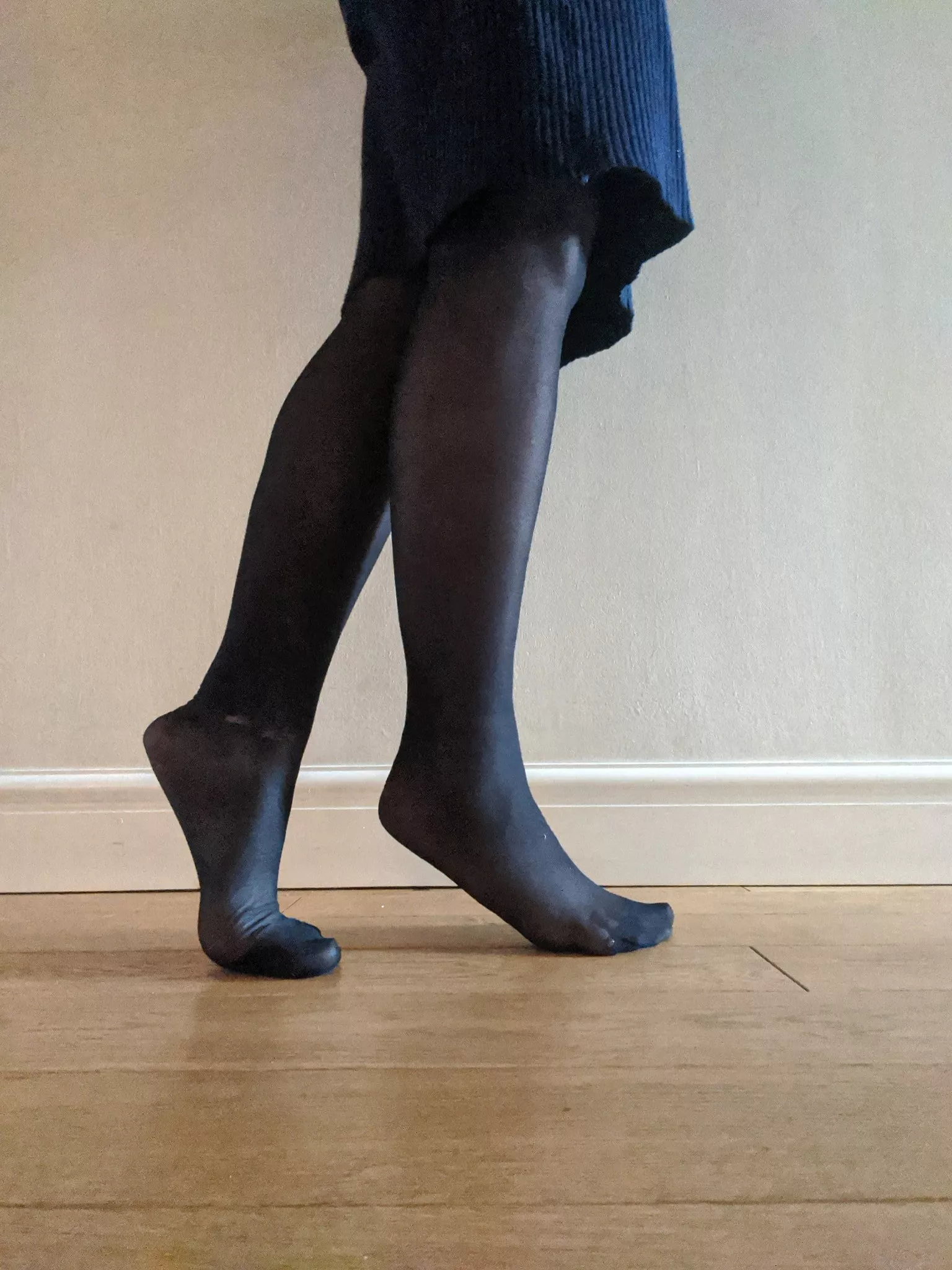 Cosy dresses and thick pantyhose β€οΈ Cosy dresses and thick pantyhose β€οΈ