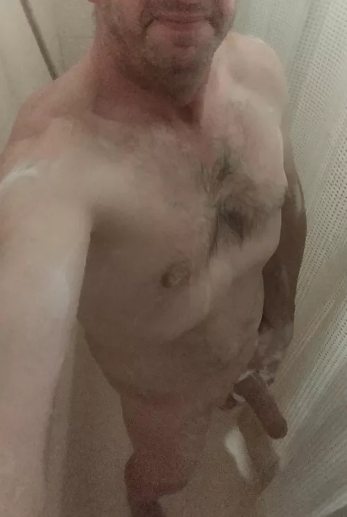 Could so go for a horny helping hand right now