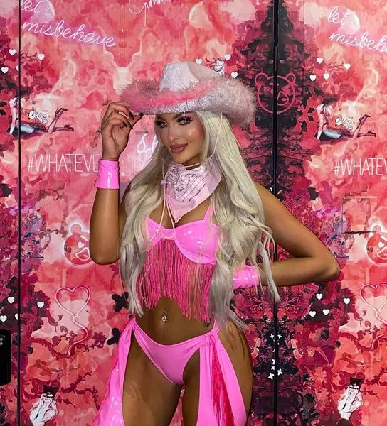 COwGirl In Pink COwGirl In Pink