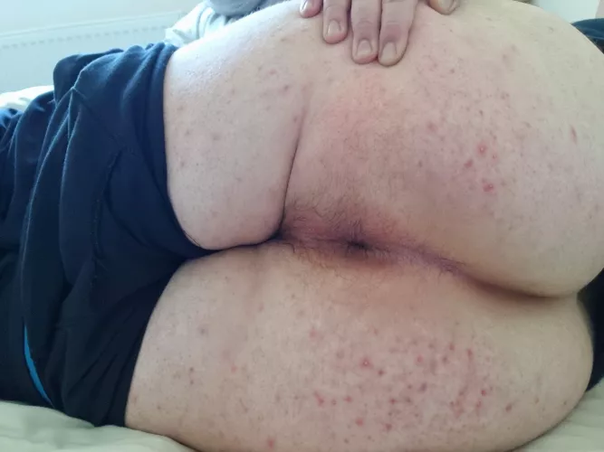 Craving some thick cock in my fat white arse.....it's been months ππ€―