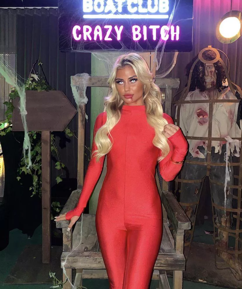 Crazy bitch Crazy bitch