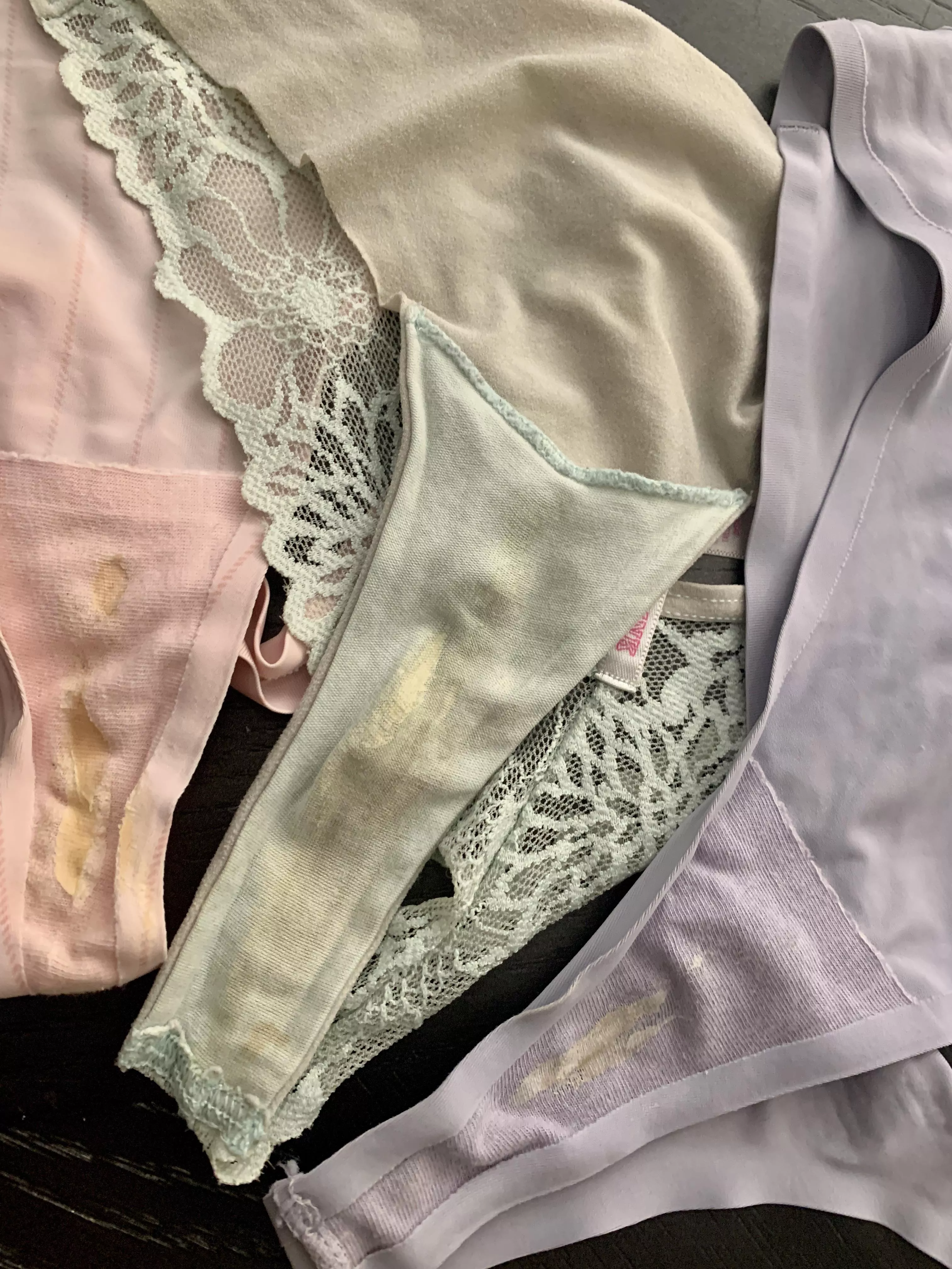 Cum and get this perfect pretty in pastel trio ❤️😘😉