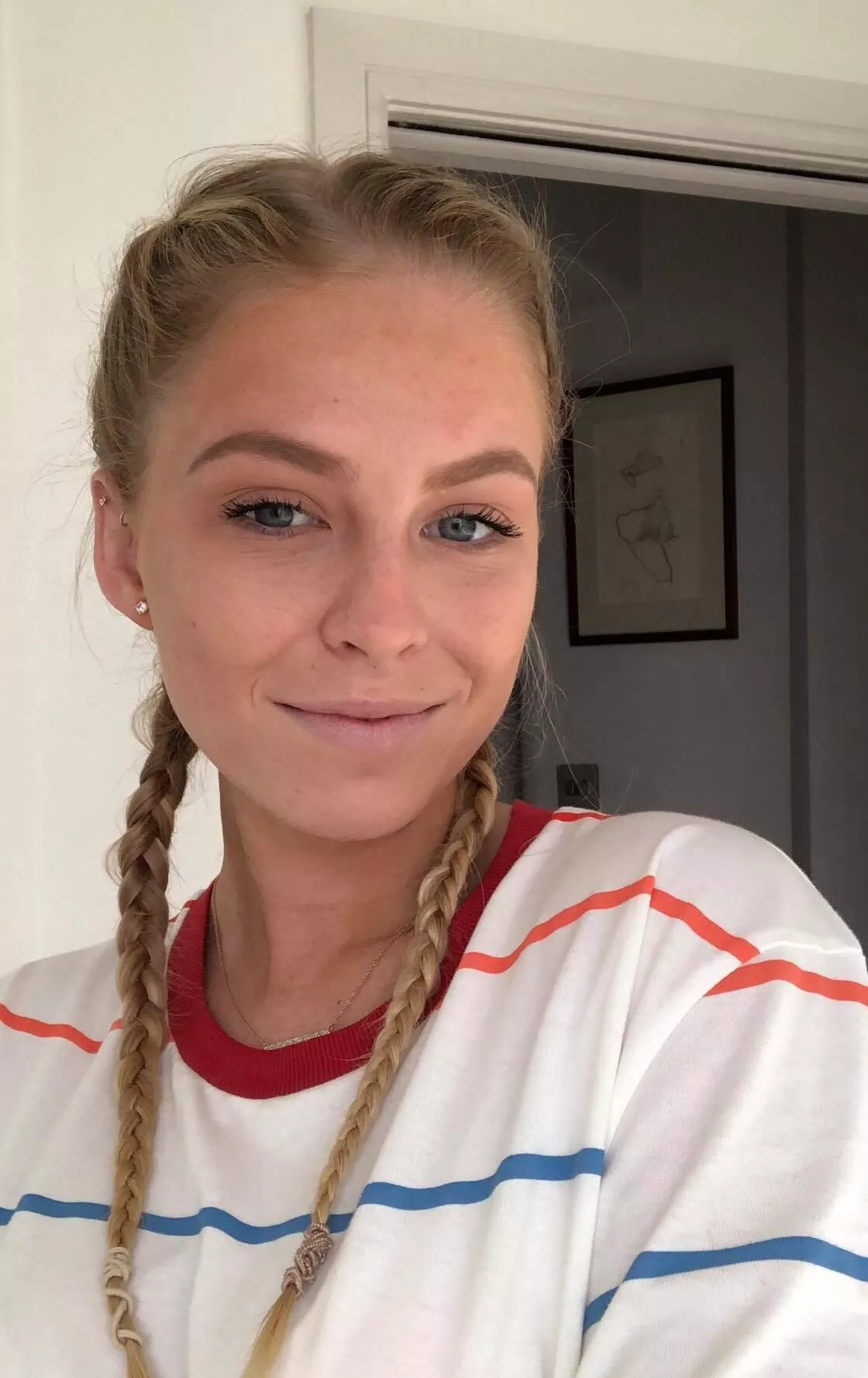 Cum for this blonde Kik trenchedmustang Cum for this blonde Kik trenchedmustang