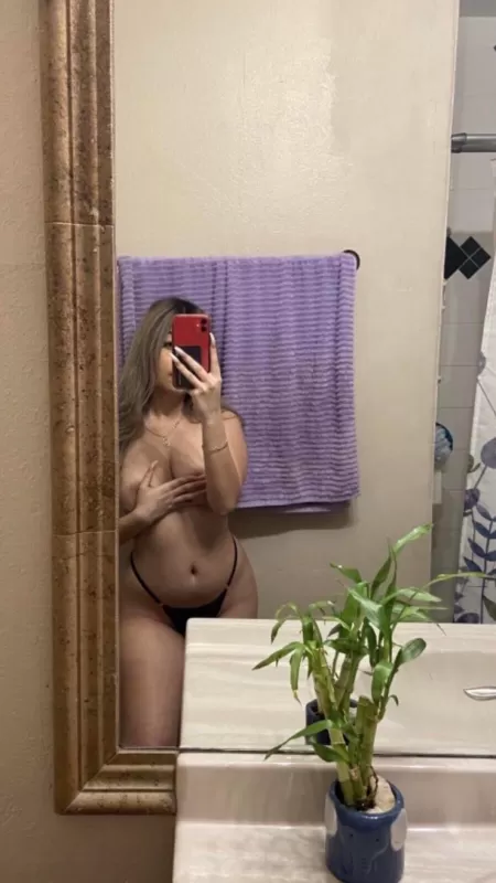 CUM handle me baby CUM handle me baby
