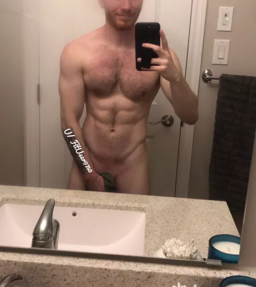 Cum help me steam up the mirror ๐