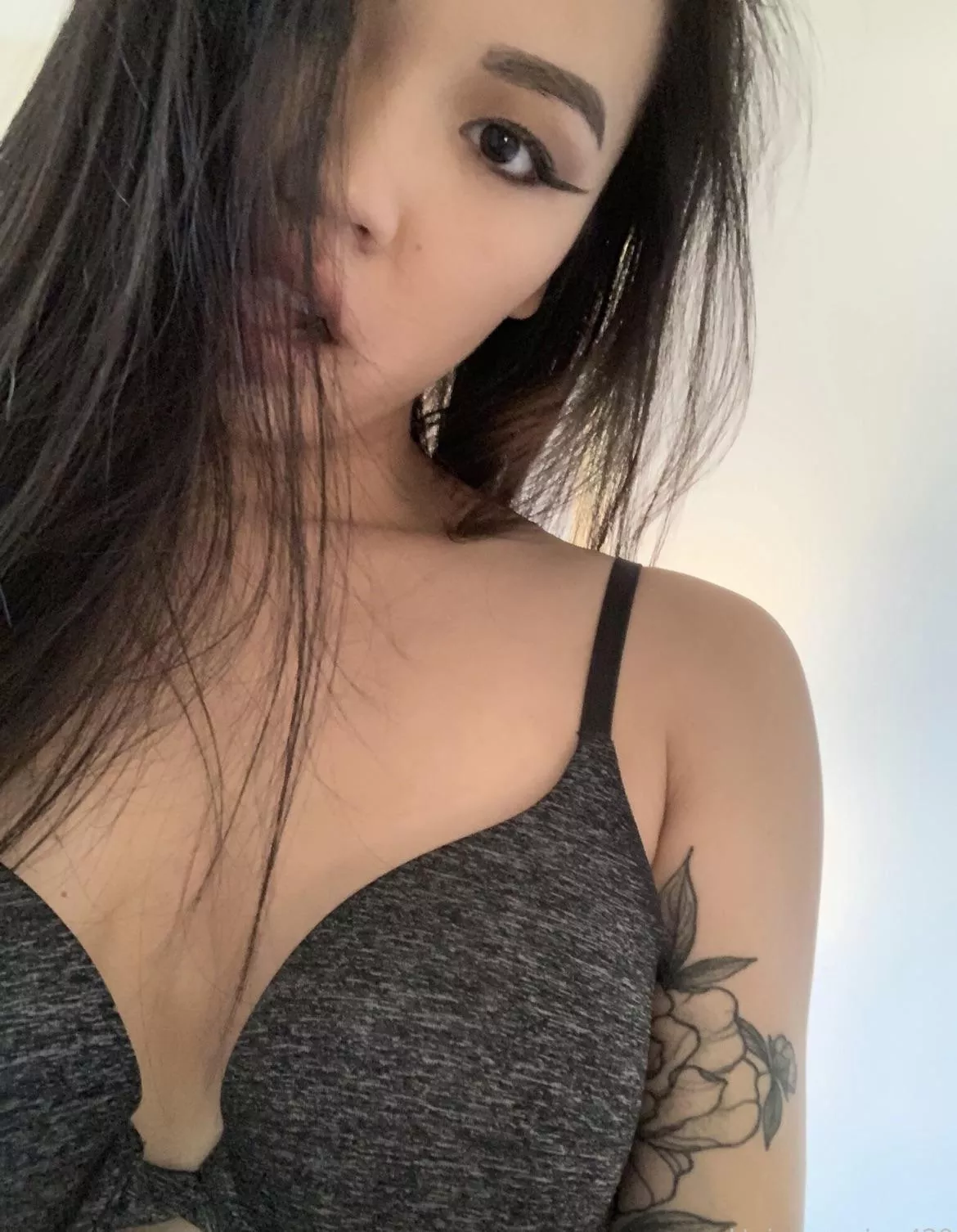 Cum here Cum here