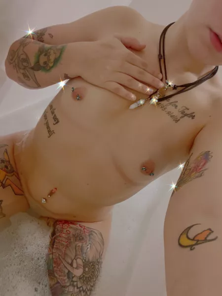 cum here. cum here.