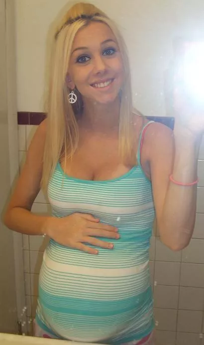 Cum in my pregnant pussy Cum in my pregnant pussy