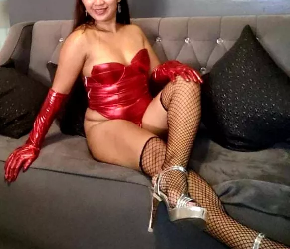 Cum lick mistresses heels