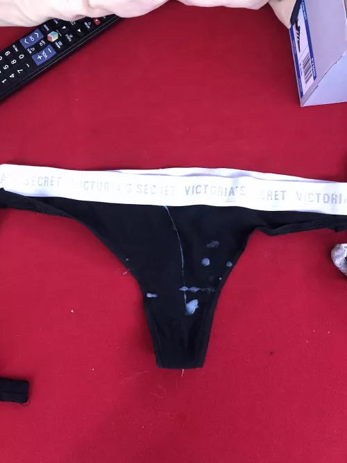 Cum on sis panties Cum on sis panties