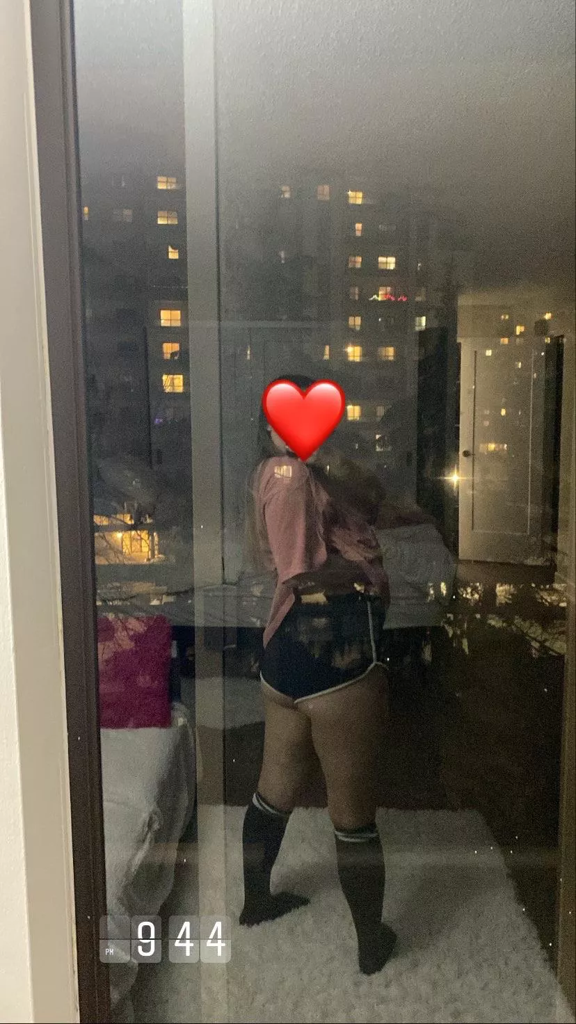 Cum play with me 👅