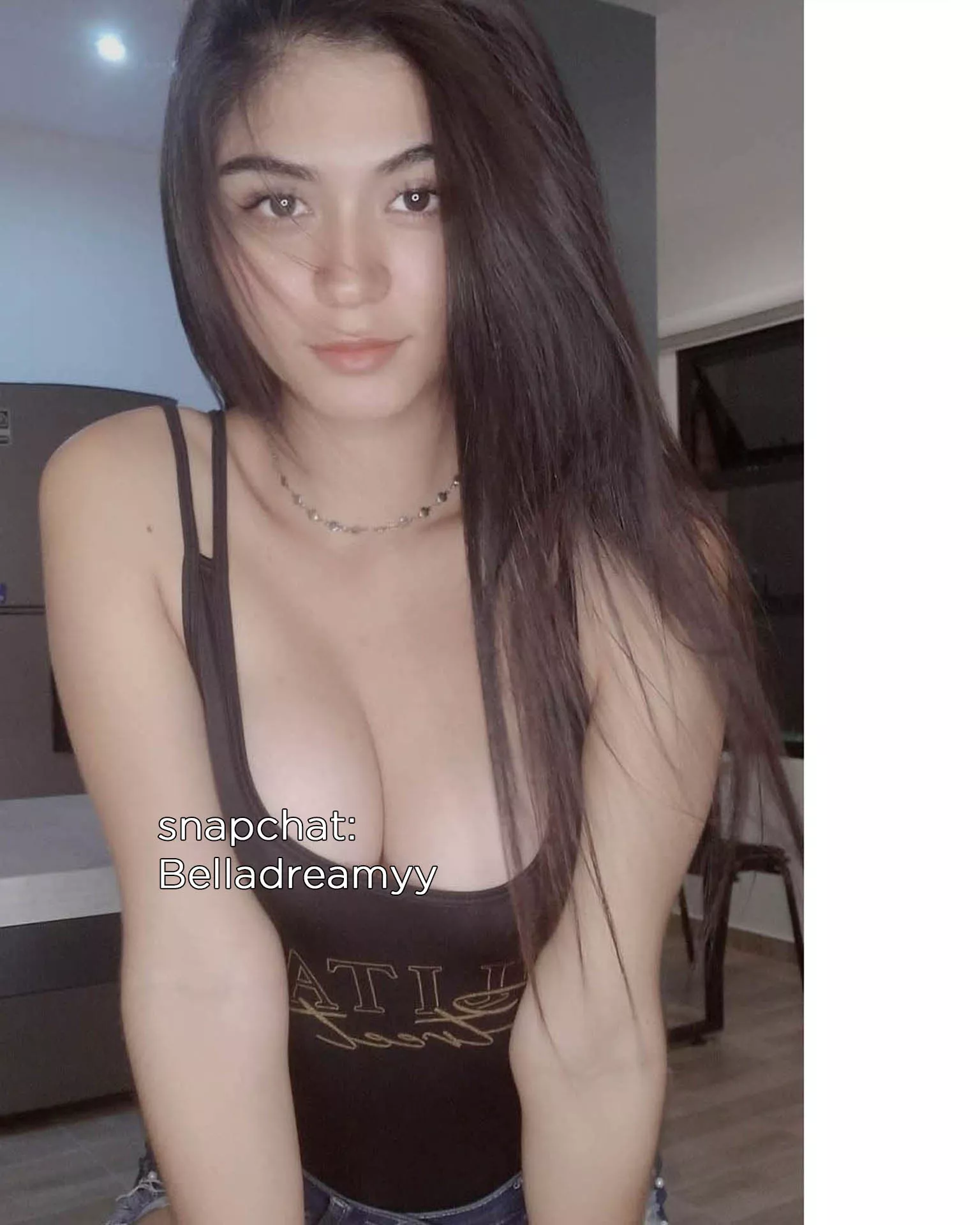 cum play with me daddy, I wanna show you how wet I get for you 🥺😍