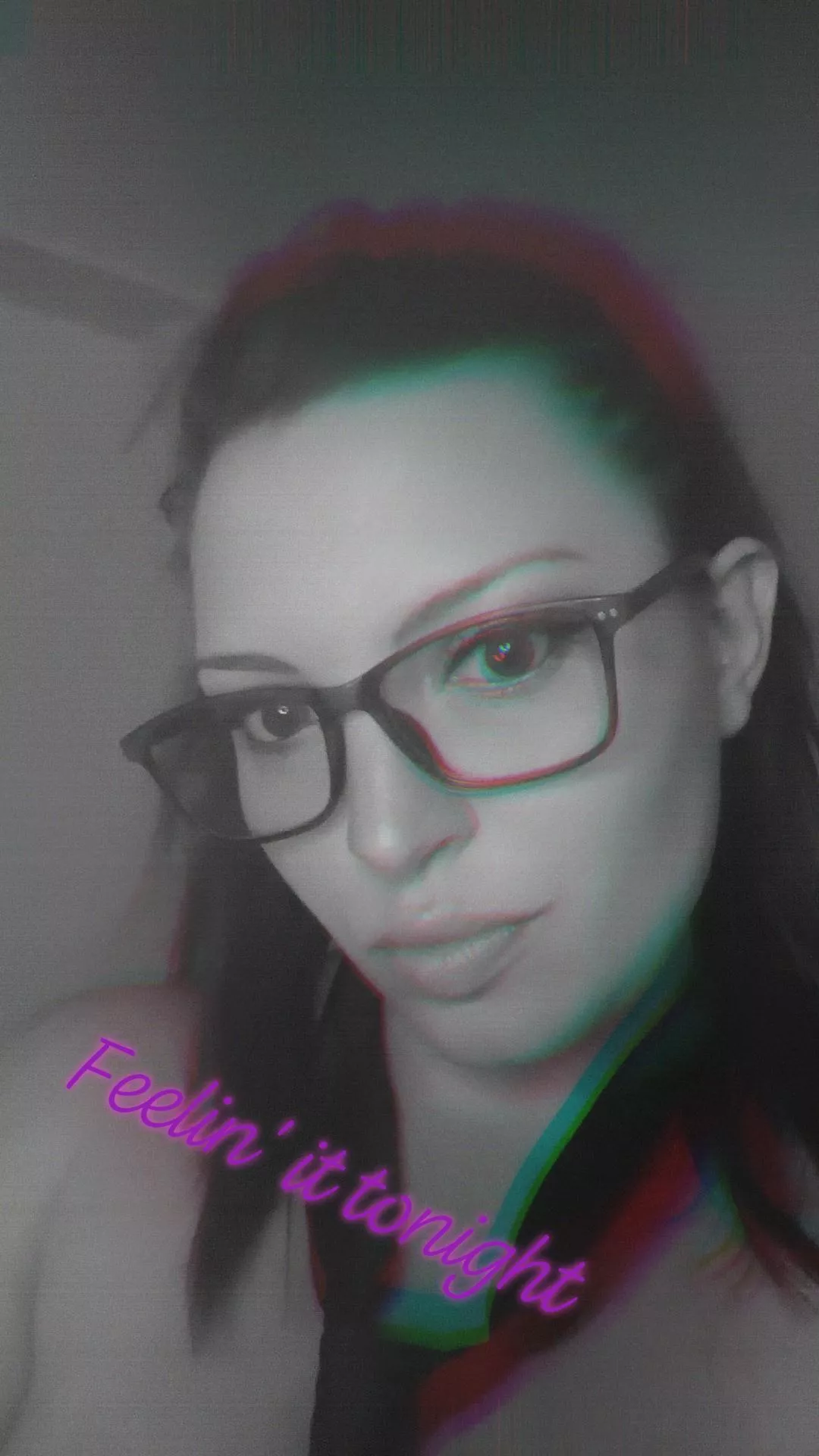 Cum play with me! I'll be on at 10!! https://chaturbate.com/in/?tour=7Bge&campaign=ceqoe&room=ladyvland