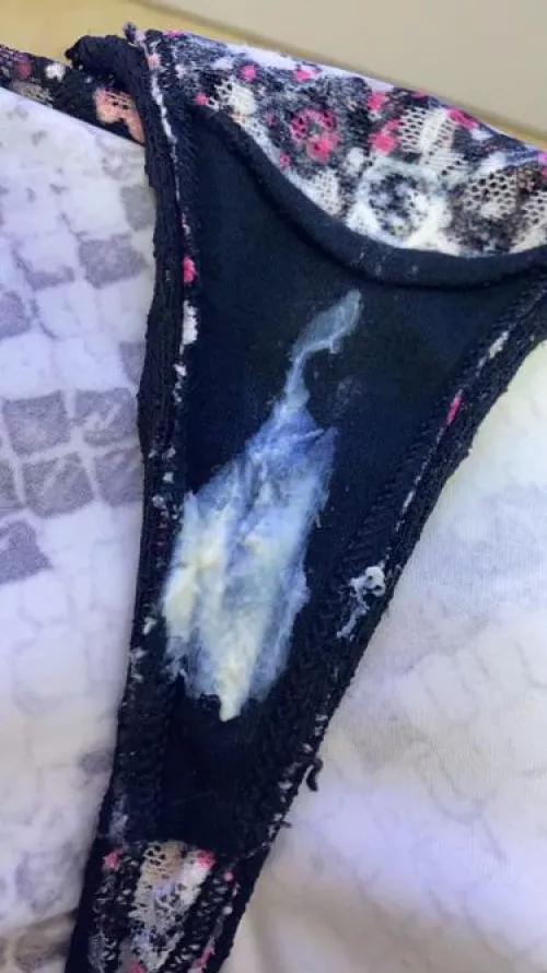 Cum soaked floral lace panties, thinking of you π