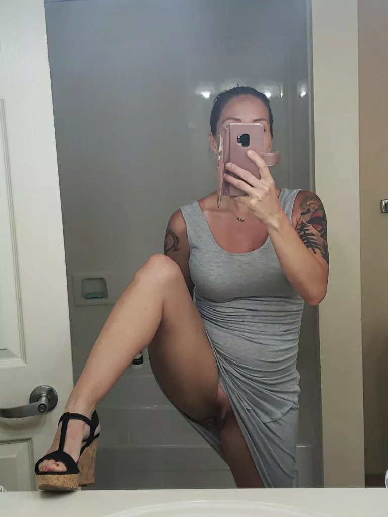 Cum to mommy Cum to mommy