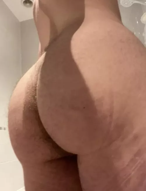 Curious bottom looking for chub top