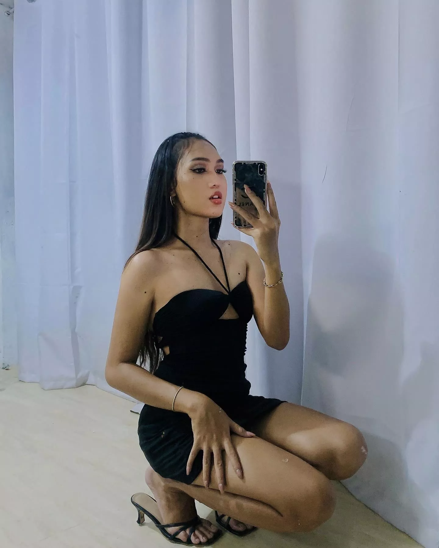 Current obsession: Euphoria ✨🖤 will this look pass as a date night outfit?