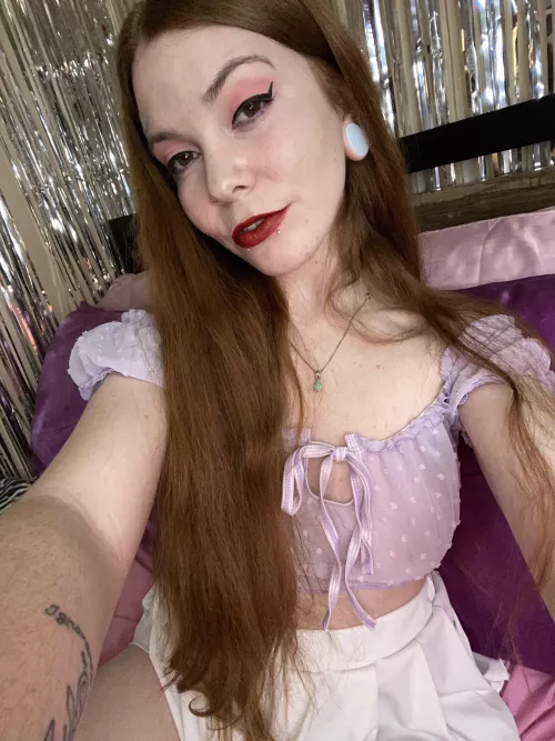 Currently live. Come hang out 😈