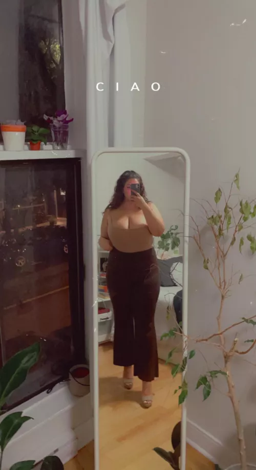 Curves in all the right places Curves in all the right places