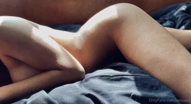 Curvy and shiny body 🔥❤️