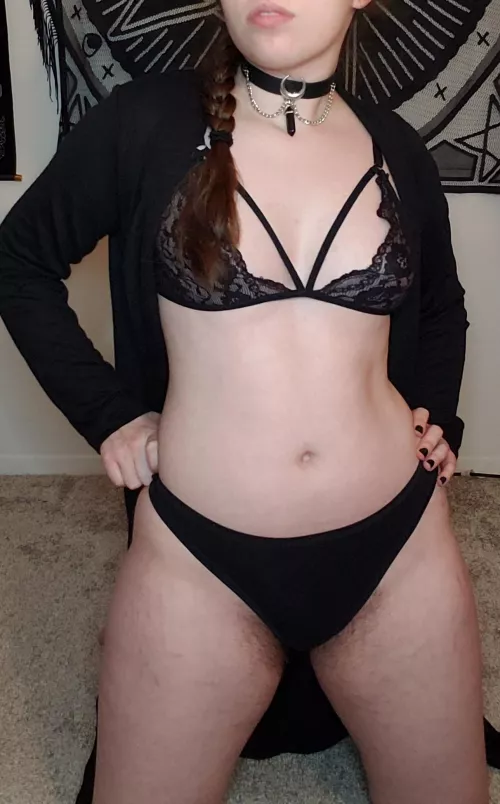Curvy in all black lingerie π