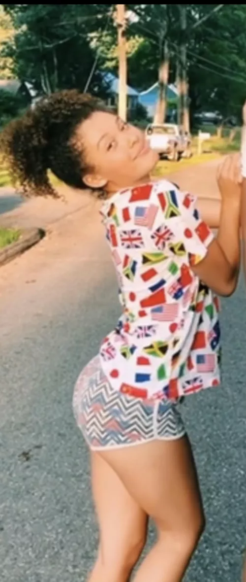 curvy teen curvy teen